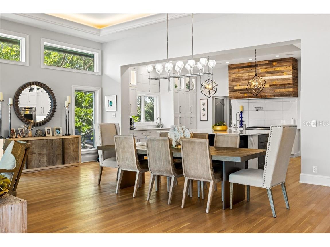 1365 Brightwaters Boulevard NE Saint Petersburg FL 33704 TB8412312 image27