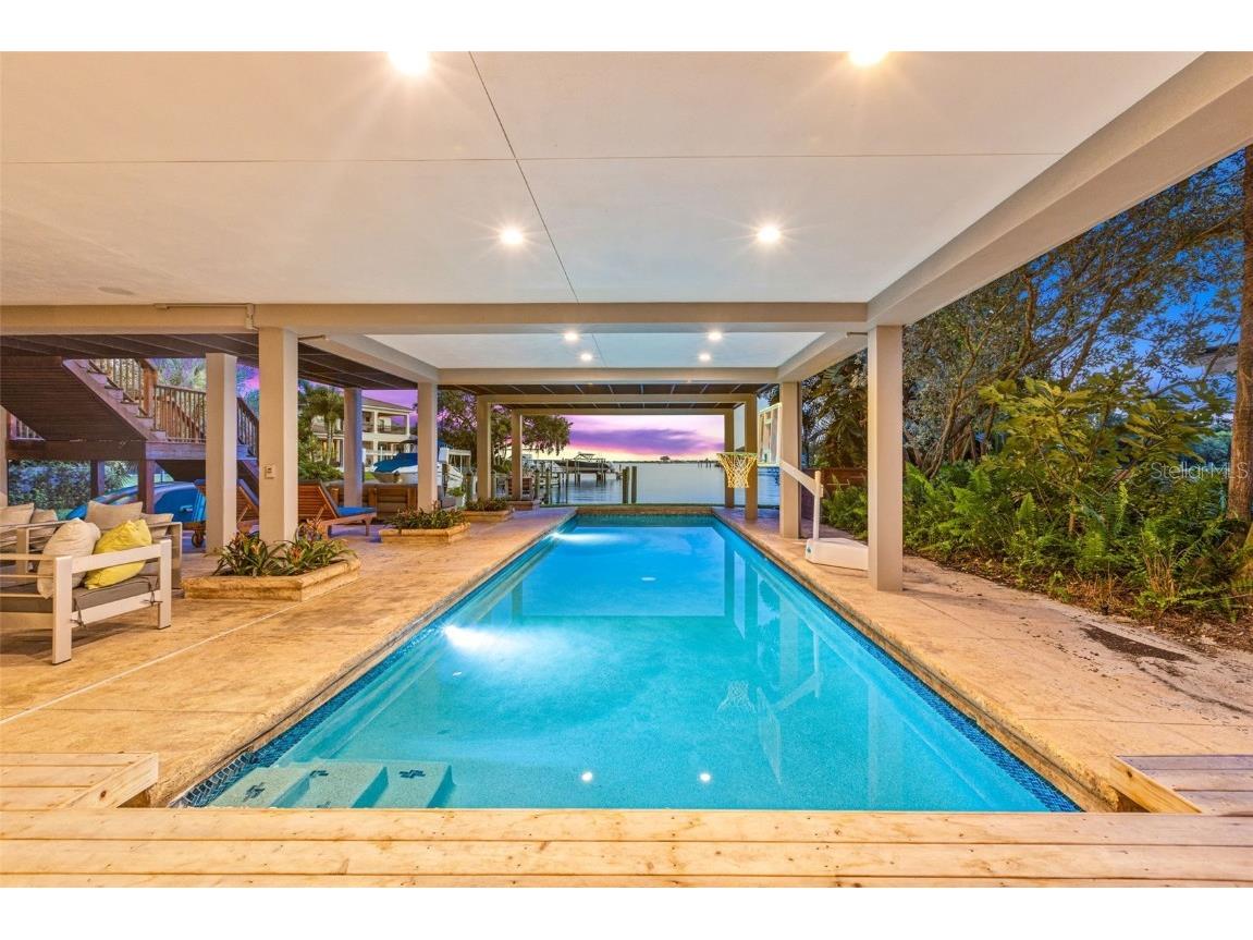 1365 Brightwaters Boulevard NE Saint Petersburg FL 33704 TB8412312 image41