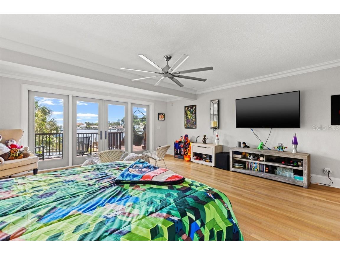 1365 Brightwaters Boulevard NE Saint Petersburg FL 33704 TB8412312 image54