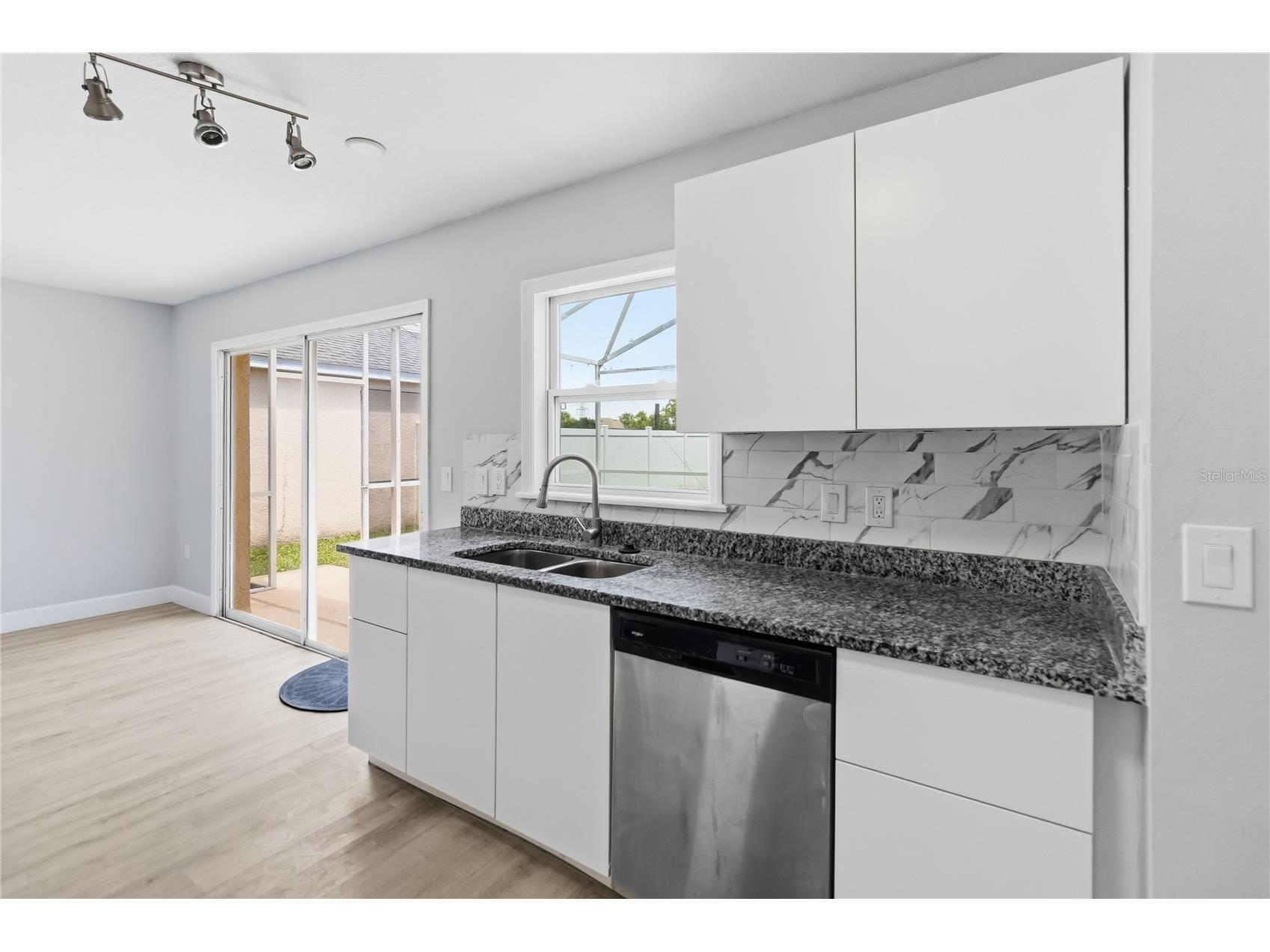 1365 Carey Glen Circle Orlando FL 32824 O6418953 image13