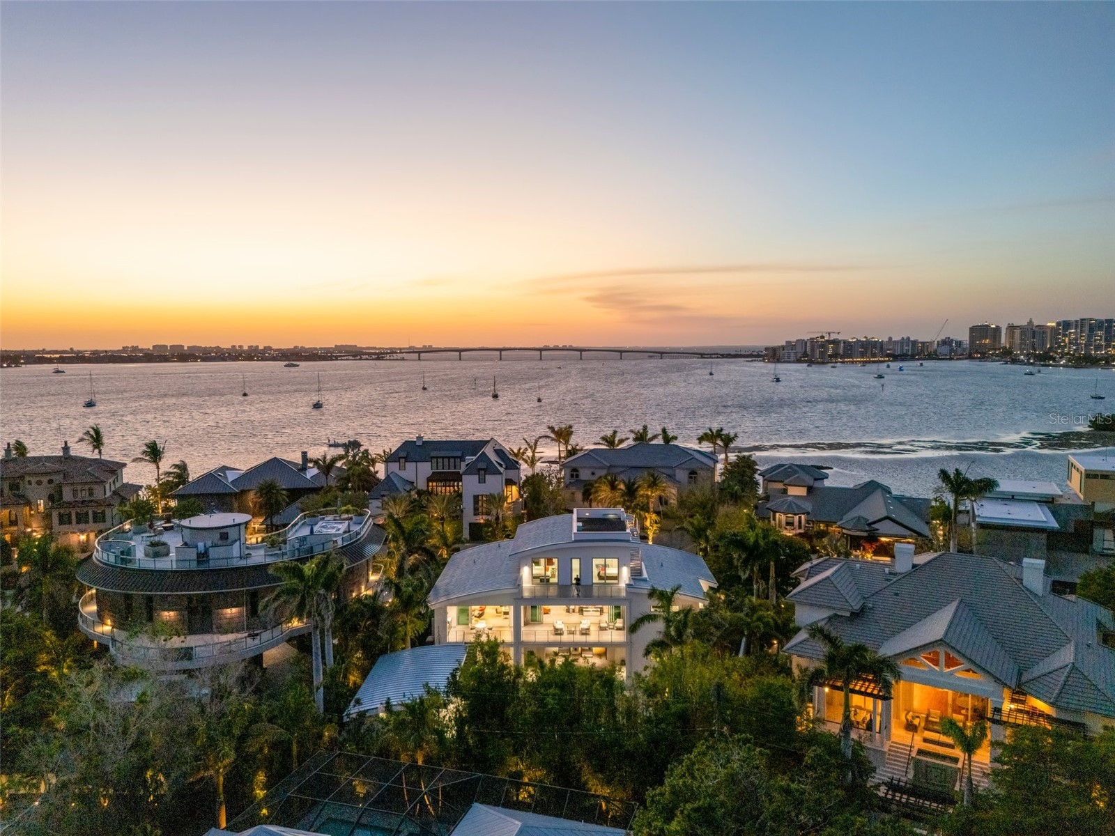 1365 Harbor Drive Sarasota FL 34239 A4672827 image1