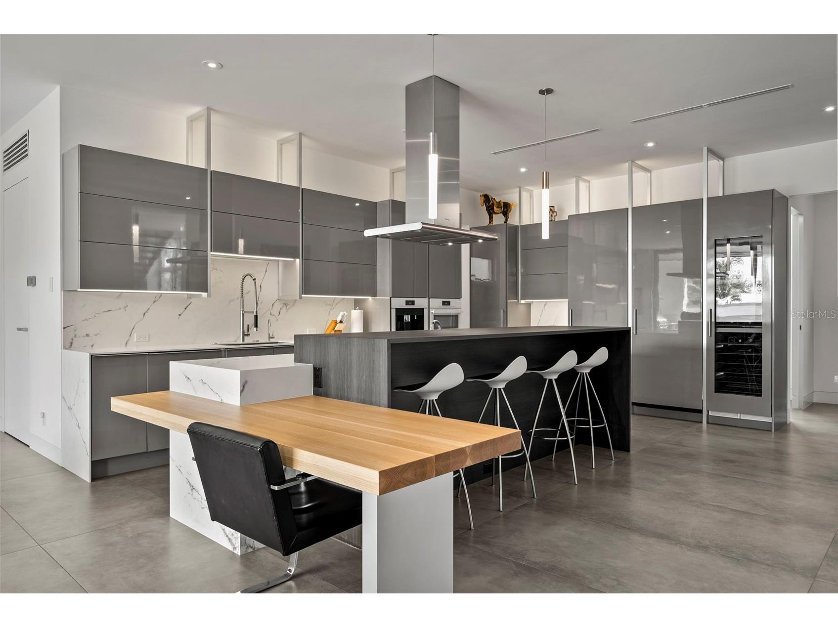 1365 Harbor Drive Sarasota FL 34239 A4672827 image15