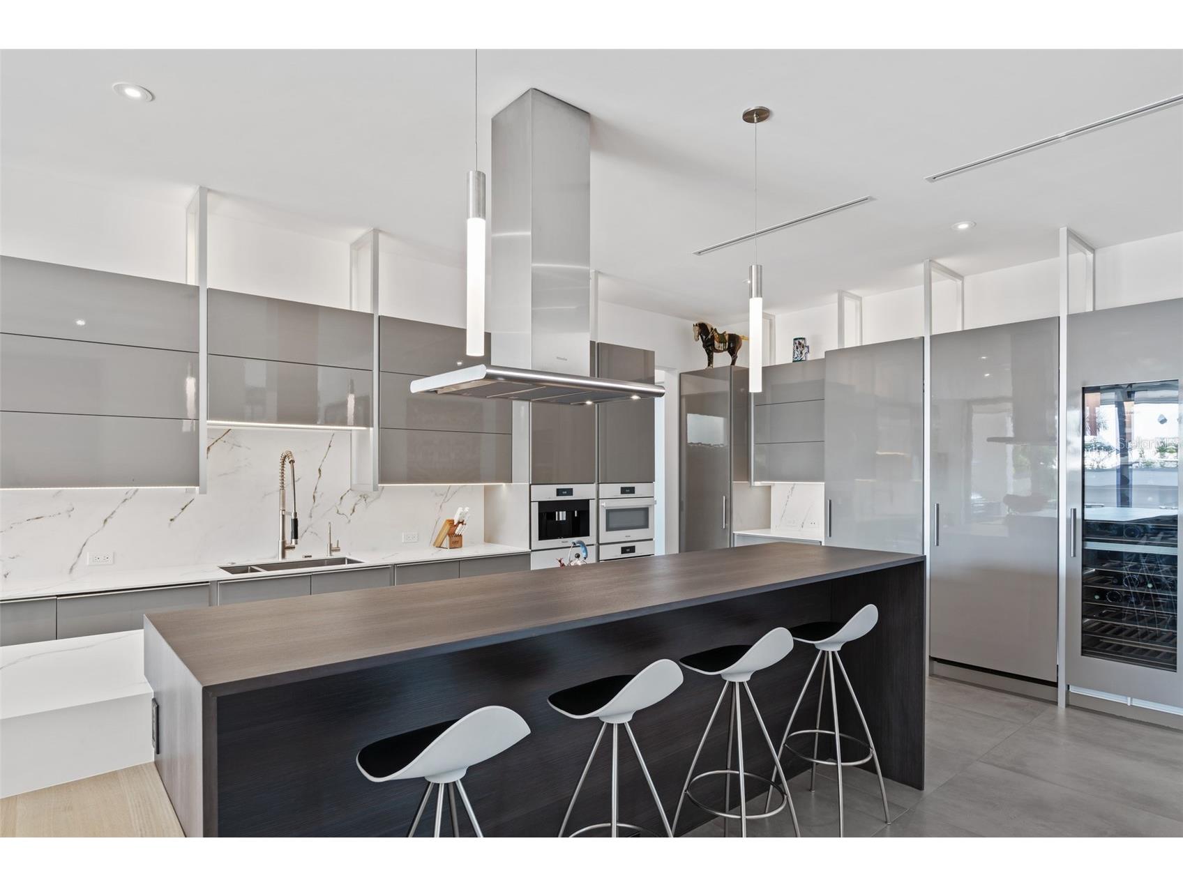1365 Harbor Drive Sarasota FL 34239 A4672827 image18