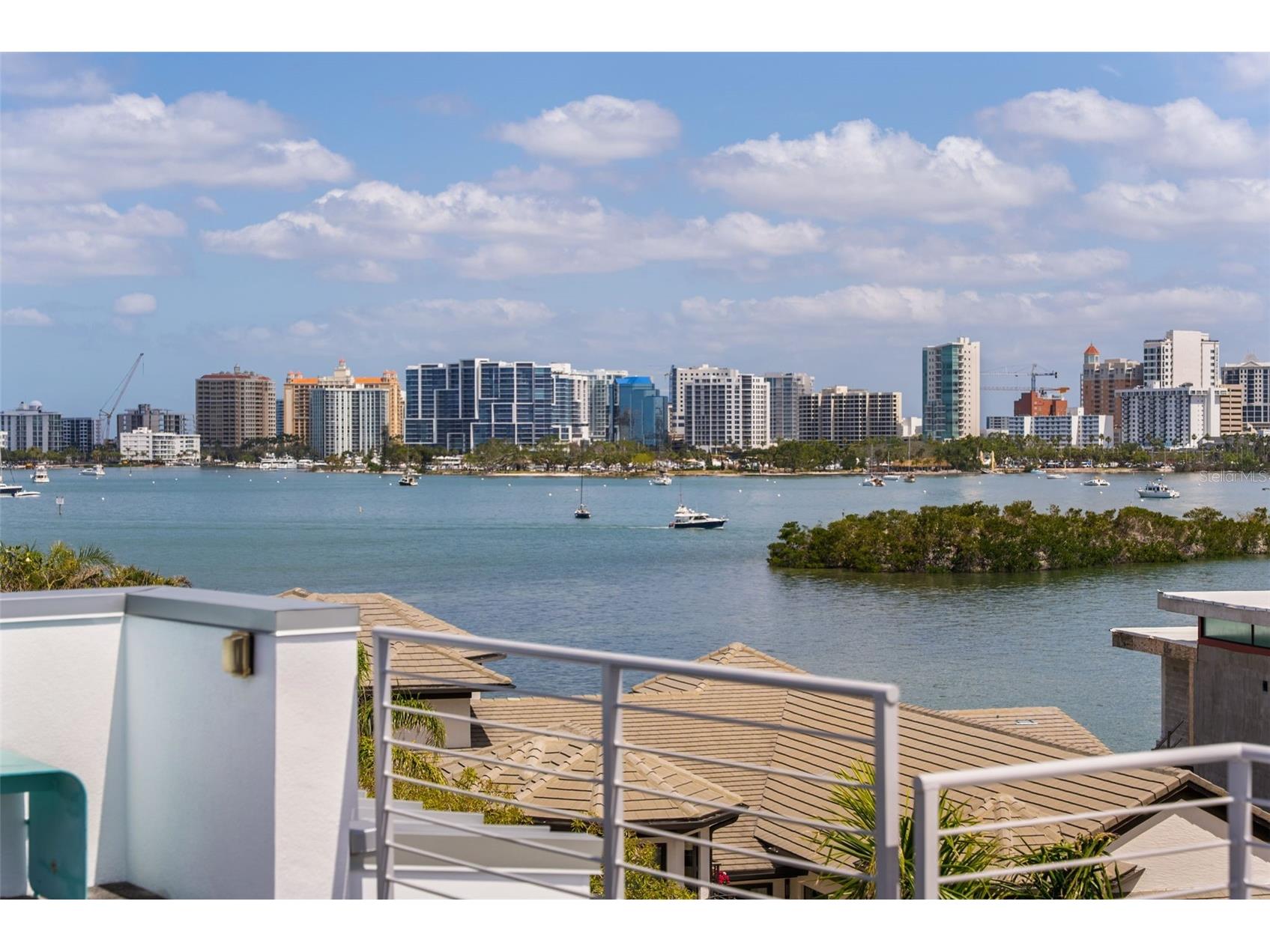 1365 Harbor Drive Sarasota FL 34239 A4672827 image3