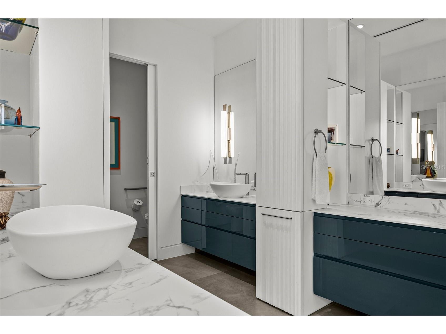 1365 Harbor Drive Sarasota FL 34239 A4672827 image32