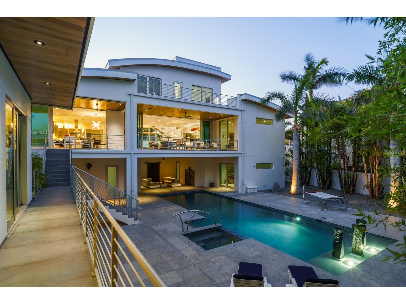 1365 Harbor Drive Sarasota FL 34239 A4672827 image4