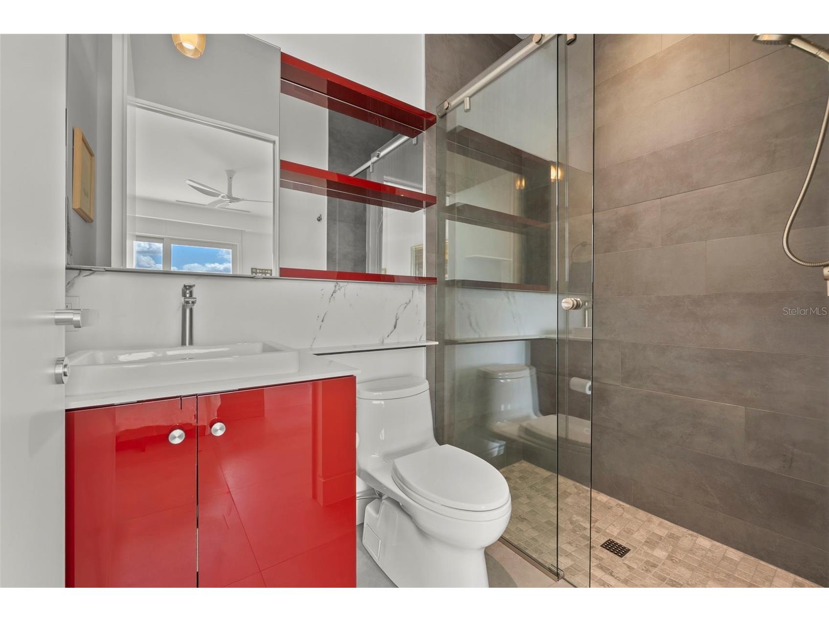 1365 Harbor Drive Sarasota FL 34239 A4672827 image46