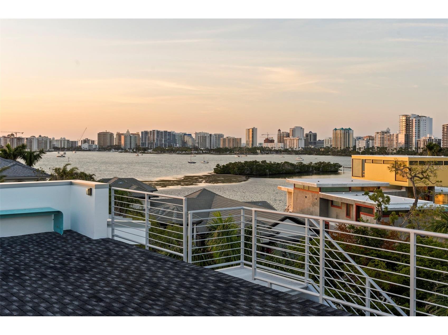 1365 Harbor Drive Sarasota FL 34239 A4672827 image51