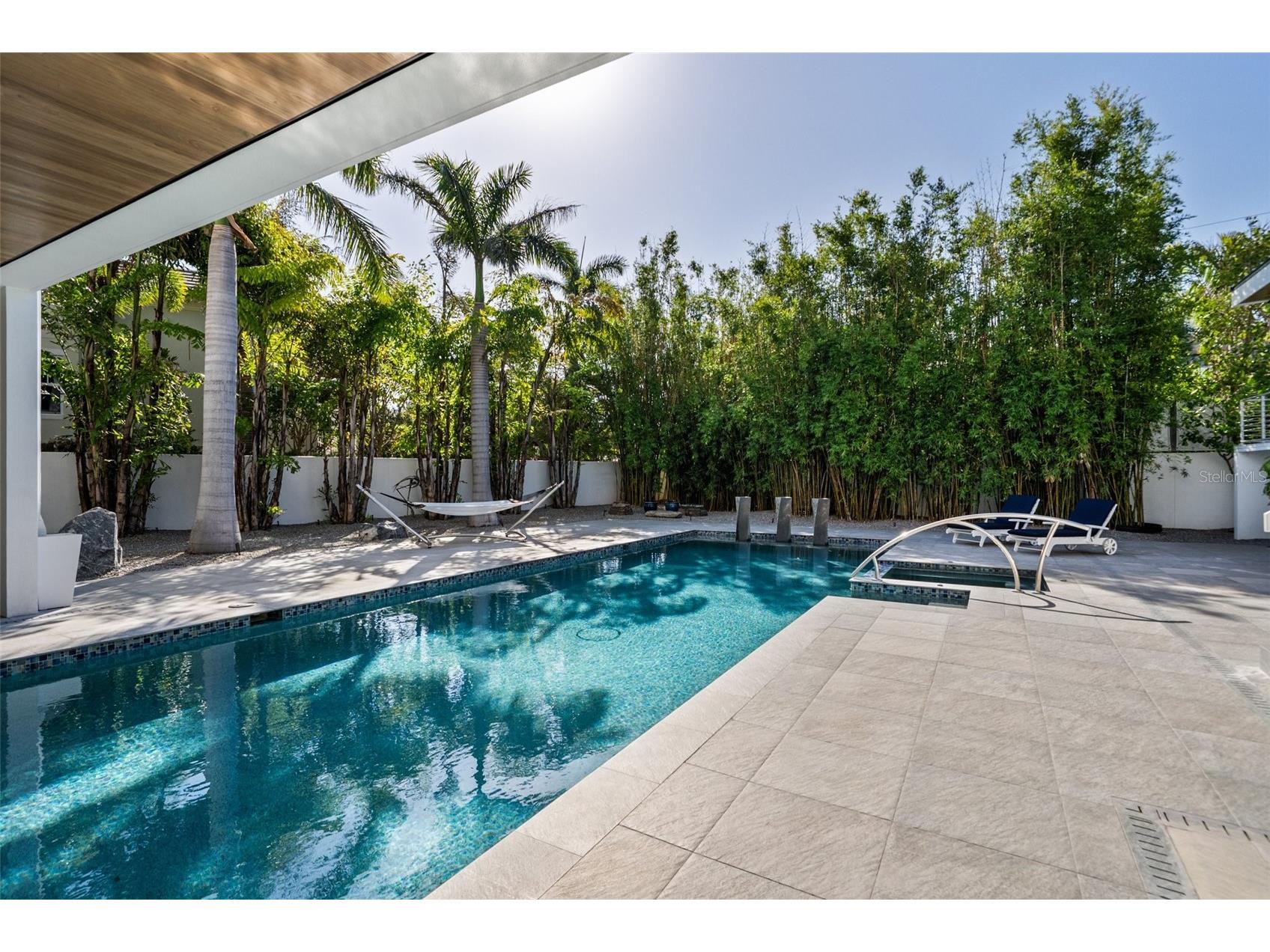 1365 Harbor Drive Sarasota FL 34239 A4672827 image56