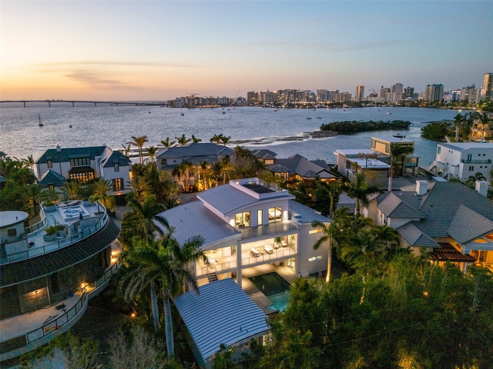 1365 Harbor Drive Sarasota FL 34239 A4672827 image77