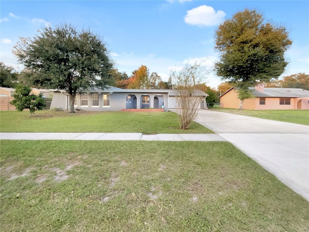 1365 Lakeview Avenue Kissimmee FL 34744 O6163407 image1
