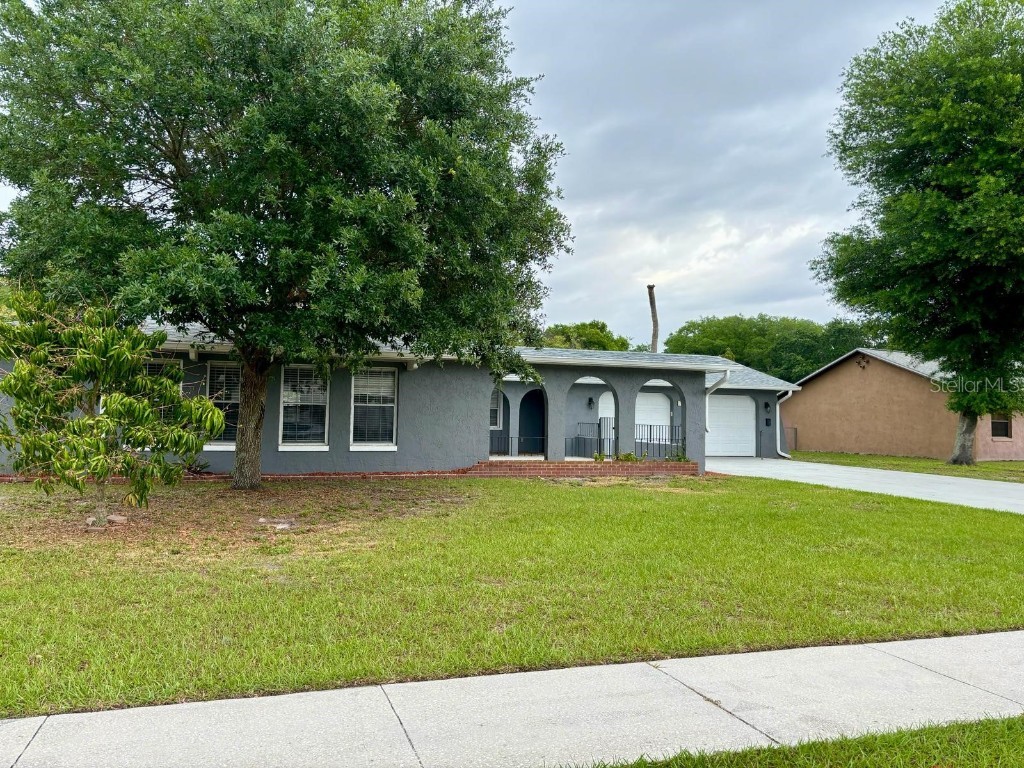 1365 Lakeview Avenue Kissimmee FL 34744 S5102128 image1