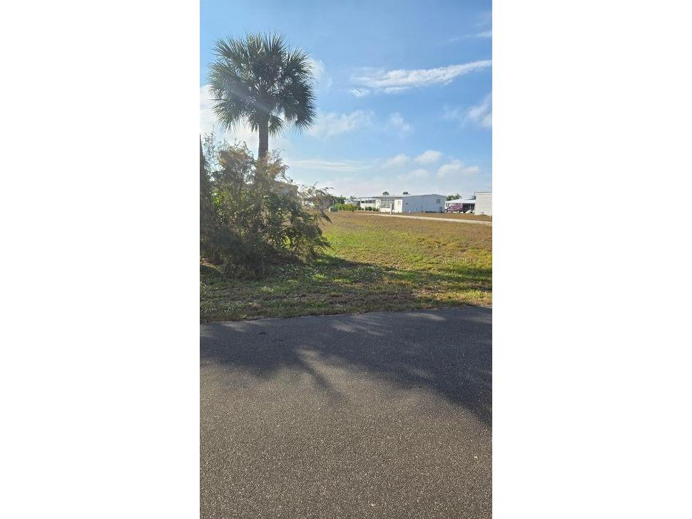 1365 Sanderling Drive Englewood FL 34224 D6145066 image1