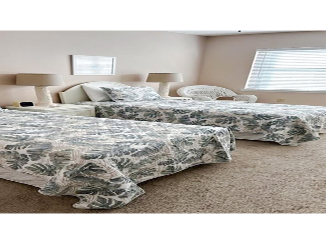 1365 Siesta Bayside Drive #1365-C Sarasota FL 34242 A4589580 image14