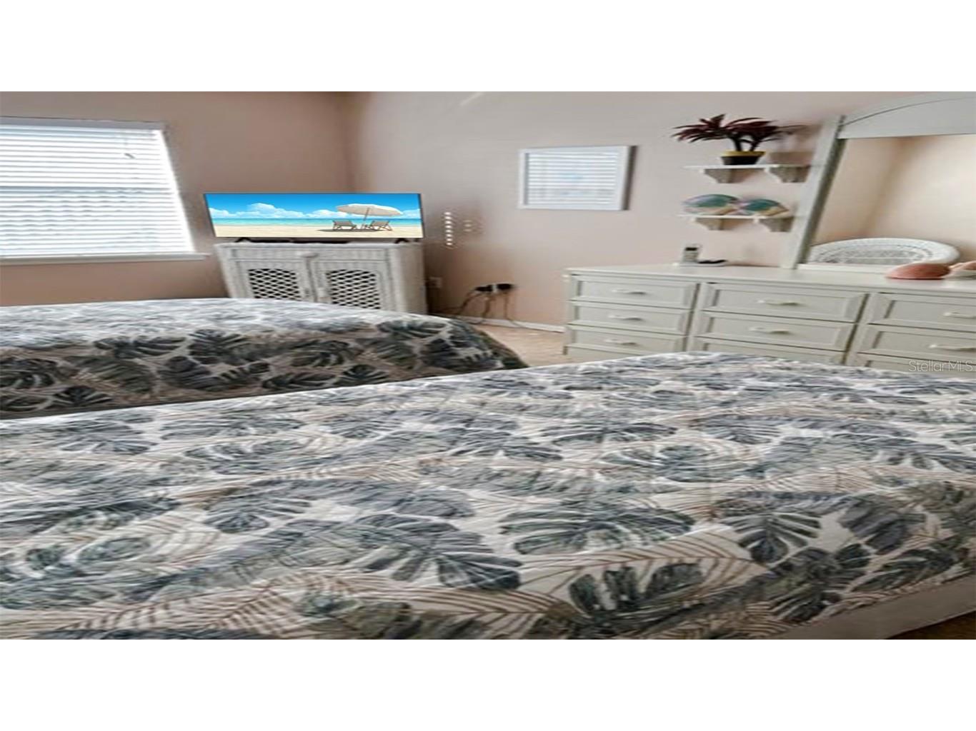 1365 Siesta Bayside Drive #1365-C Sarasota FL 34242 A4589580 image15