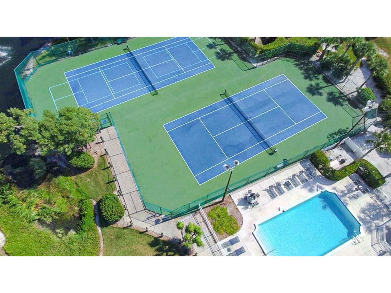 1365 Siesta Bayside Drive #1365-C Sarasota FL 34242 A4589580 image17