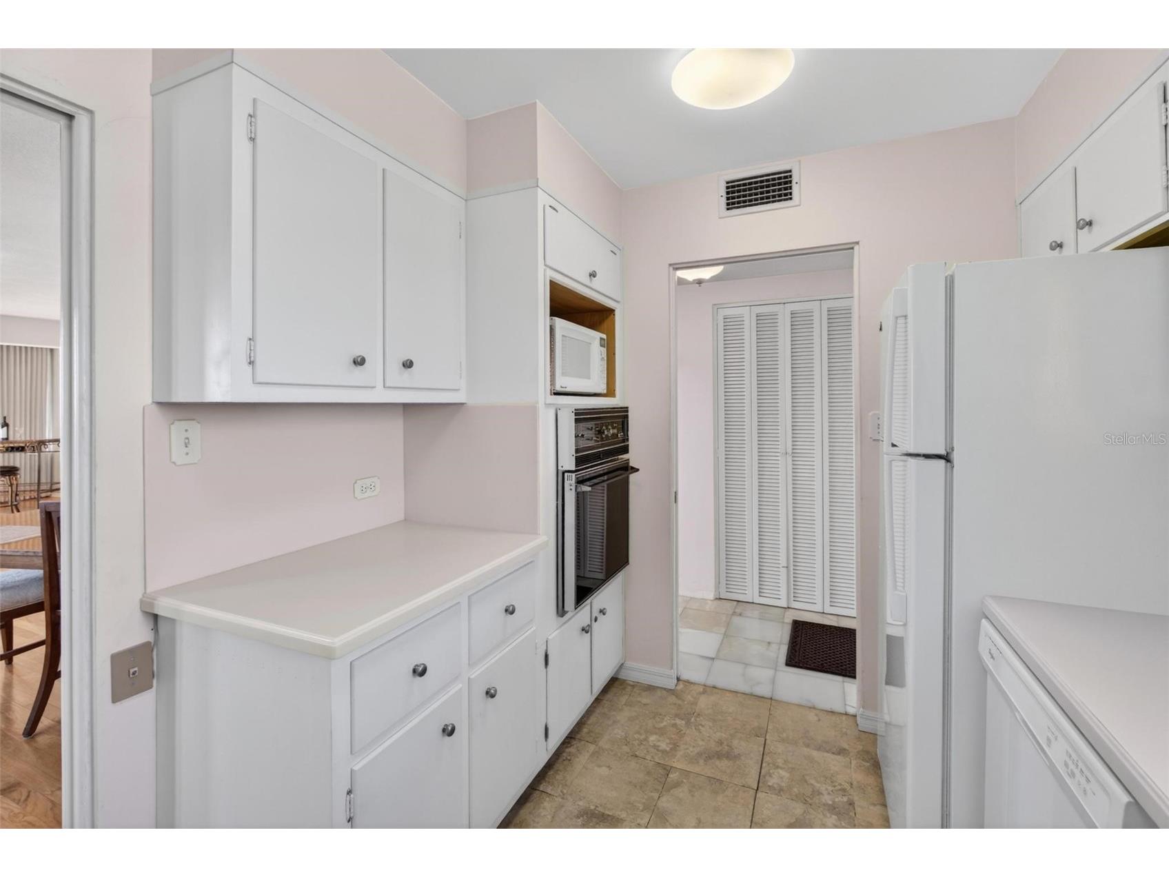 1365 Snell Isle Boulevard NE #6A Saint Petersburg FL 33704 TB8497108 image12