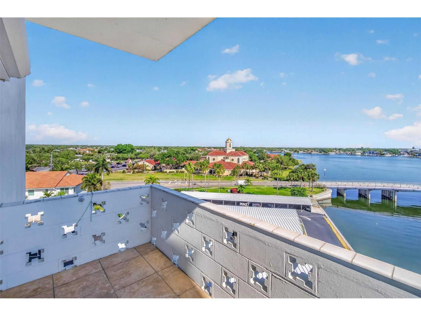 1365 Snell Isle Boulevard NE #6A Saint Petersburg FL 33704 TB8497108 image2