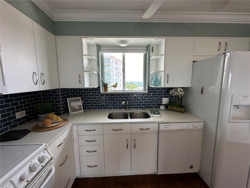 1365 Snell Isle Boulevard NE #6E Saint Petersburg FL 33704 - TAMPA BAY TB8401894 image7