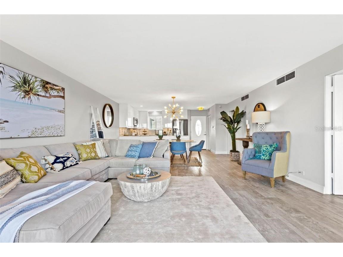 1365 Snell Isle Boulevard NE #8D Saint Petersburg FL 33704 TB8415345 image13