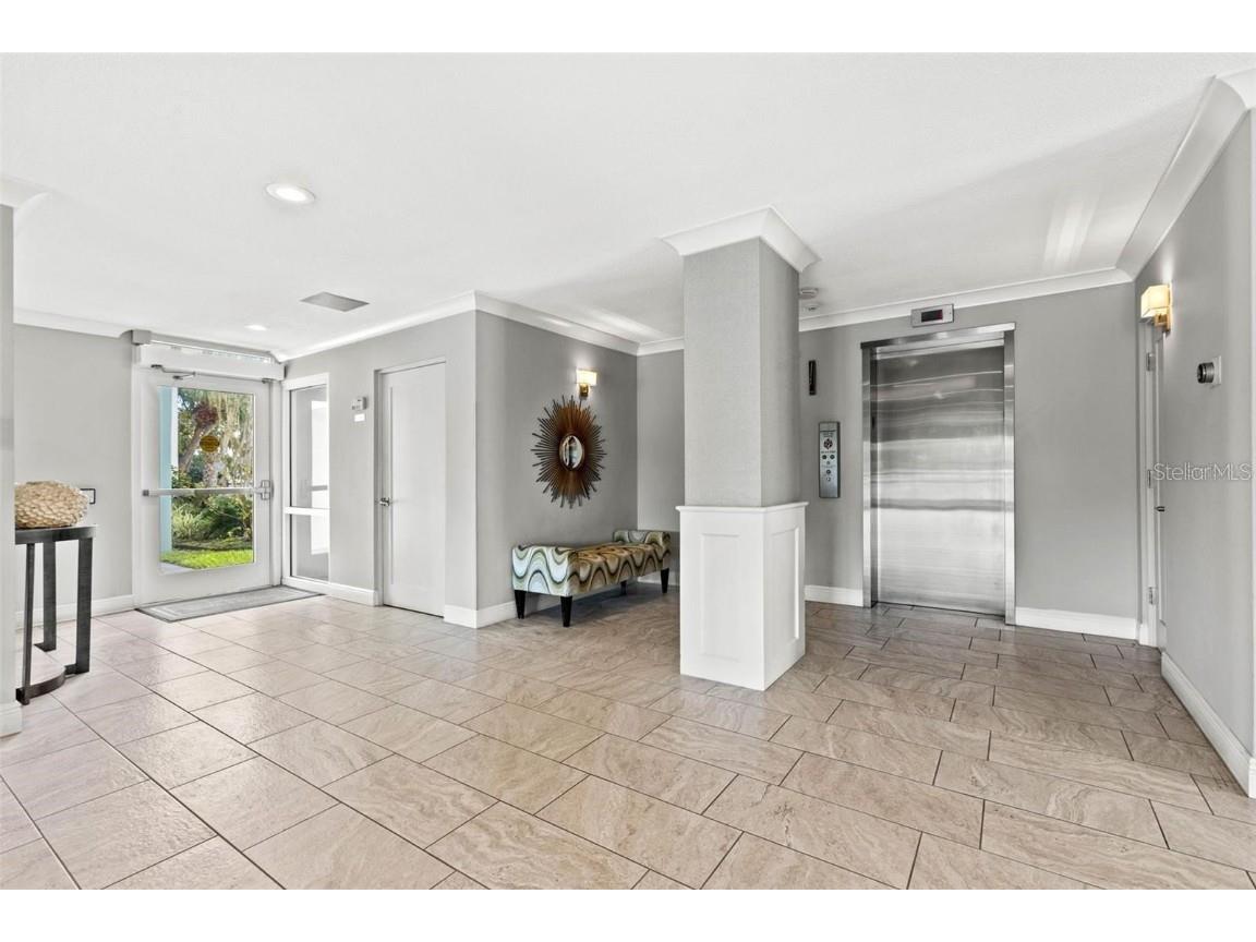 1365 Snell Isle Boulevard NE #8D Saint Petersburg FL 33704 TB8415345 image37