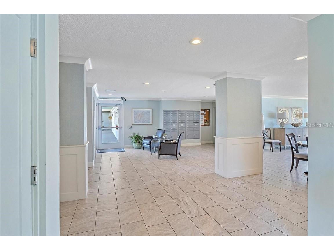 1365 Snell Isle Boulevard NE #8D Saint Petersburg FL 33704 TB8415345 image38