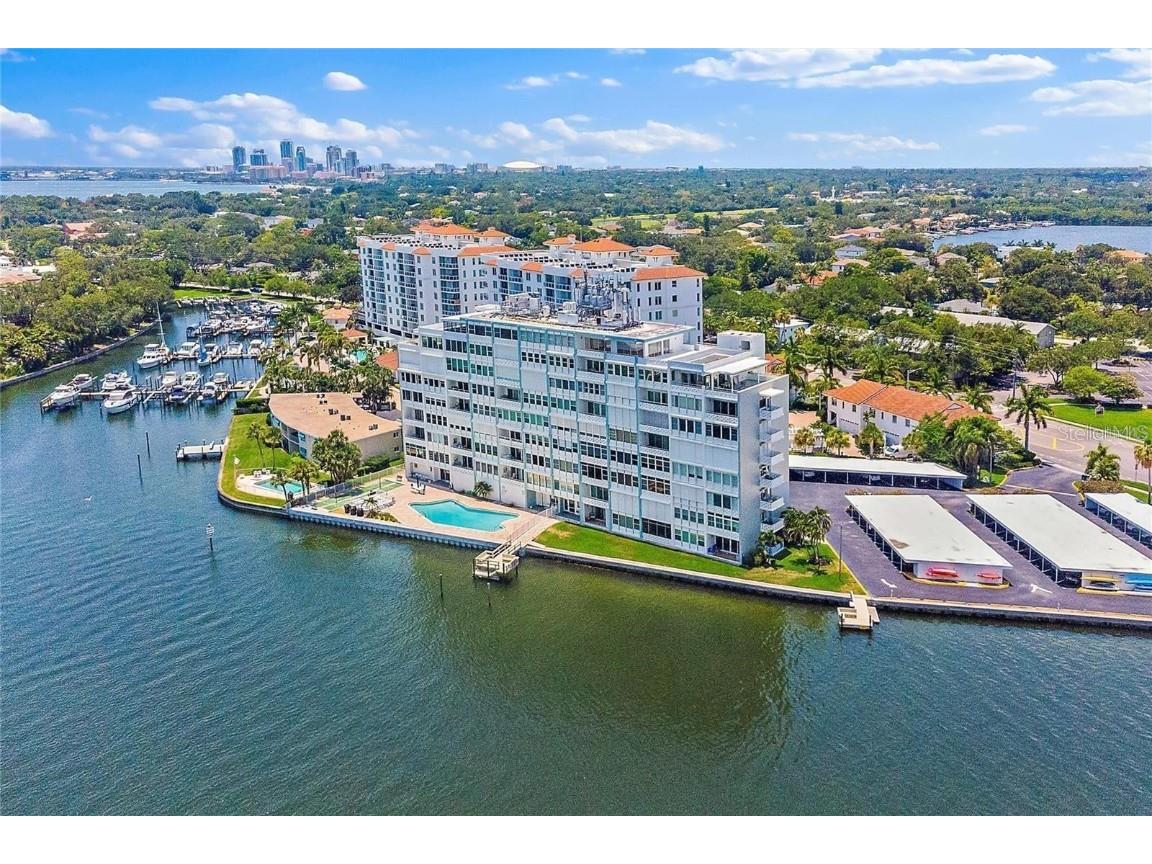 1365 Snell Isle Boulevard NE #8D Saint Petersburg FL 33704 TB8415345 image49