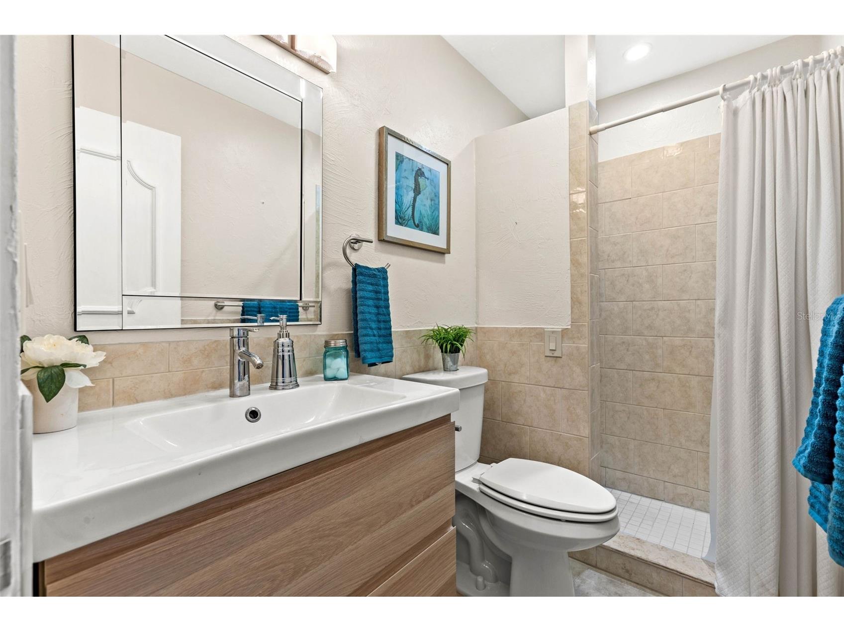 1365 Snell Isle Boulevard NE #8D Saint Petersburg FL 33704 TB8493216 image17