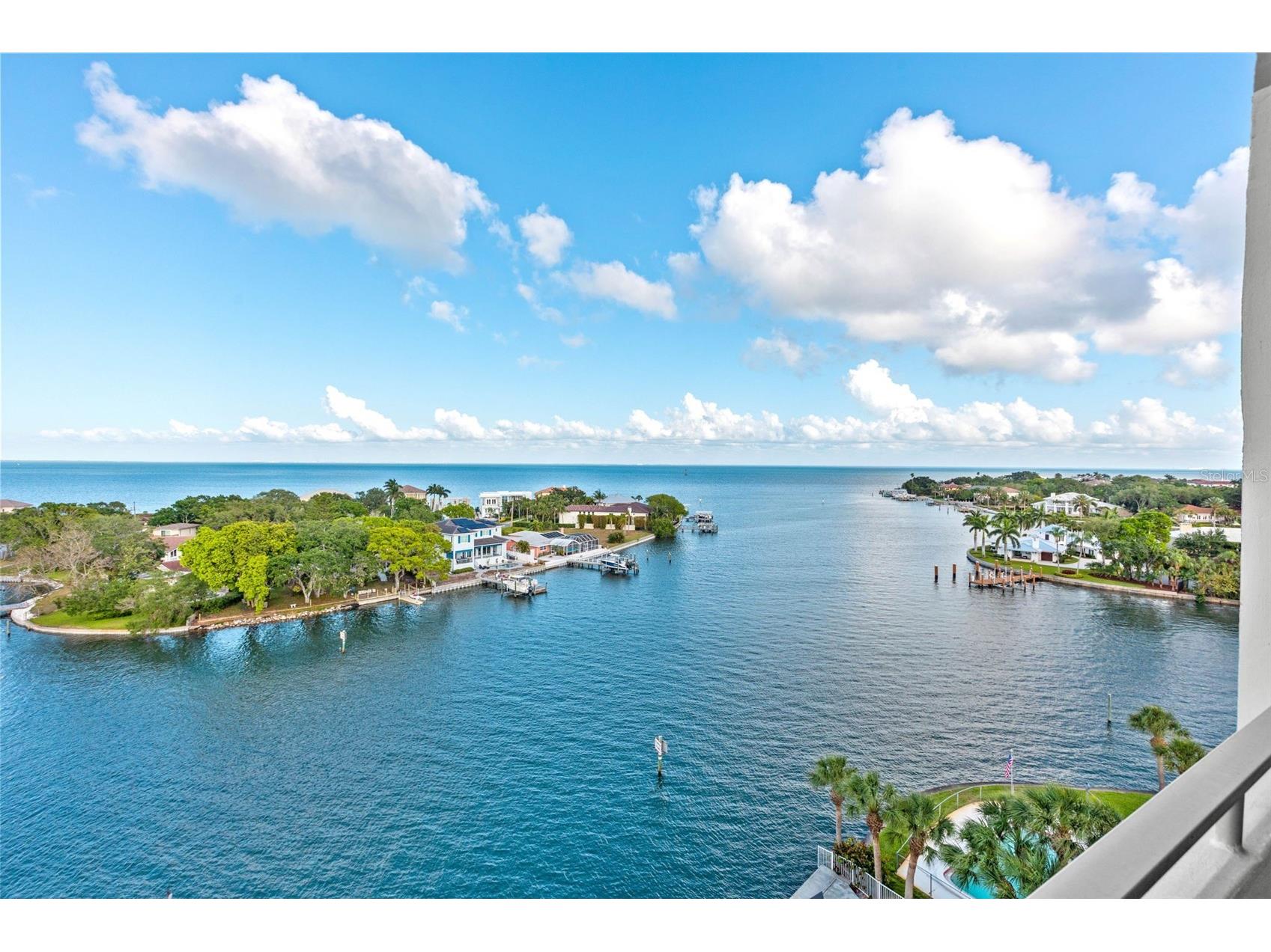 1365 Snell Isle Boulevard NE #8D Saint Petersburg FL 33704 TB8493216 image2