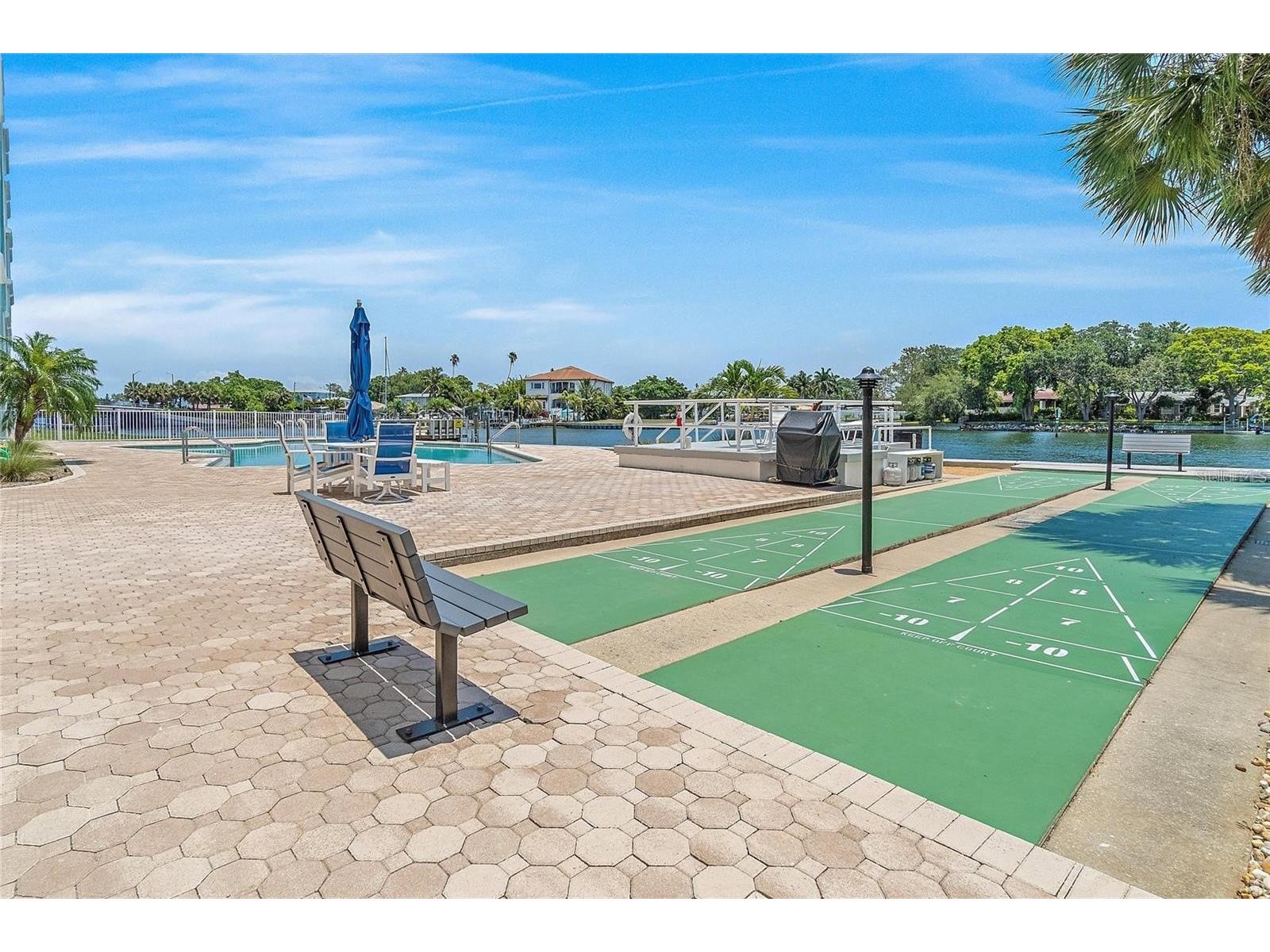 1365 Snell Isle Boulevard NE #8D Saint Petersburg FL 33704 TB8493216 image36