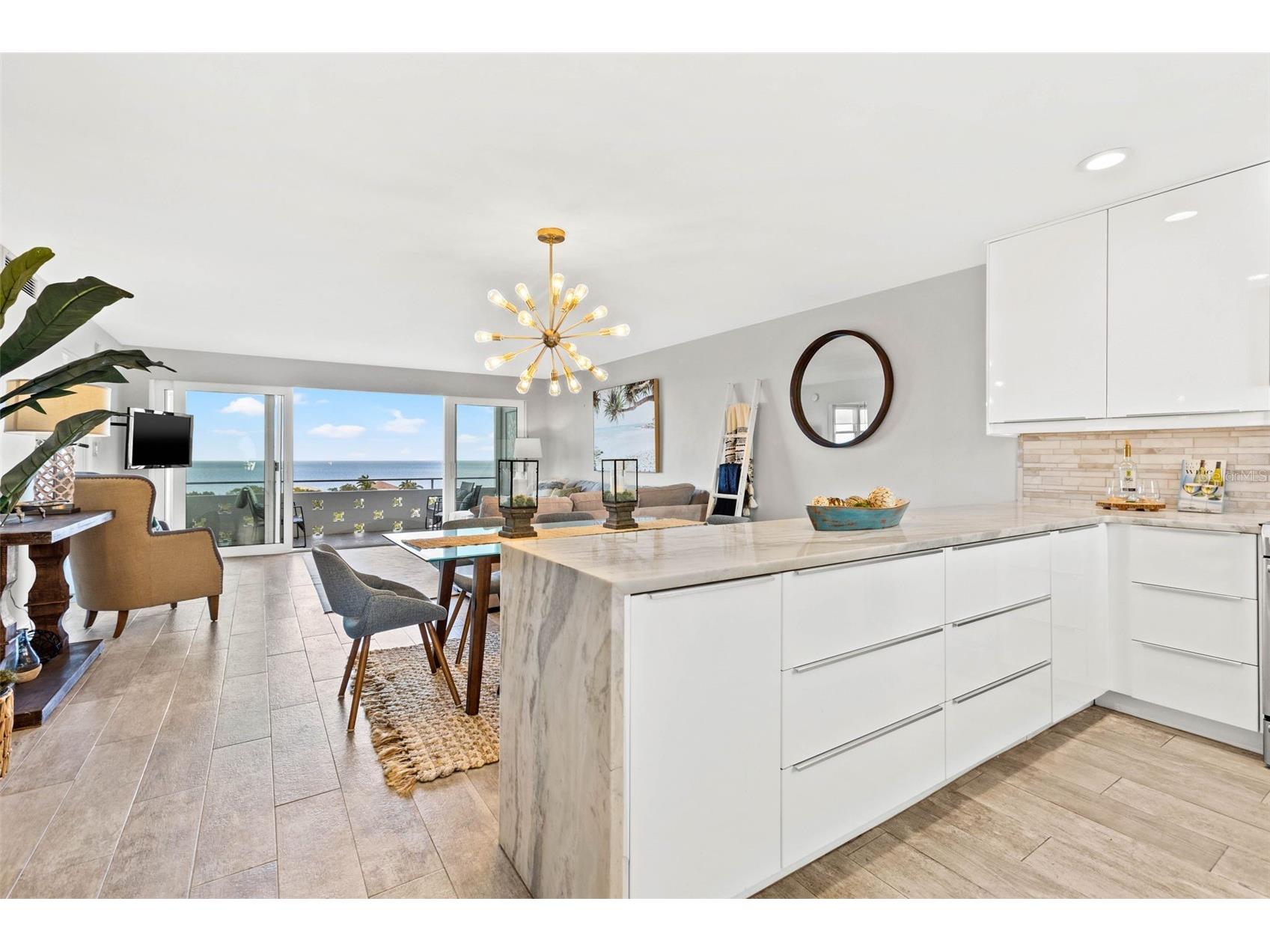 1365 Snell Isle Boulevard NE #8D Saint Petersburg FL 33704 TB8501400 image6