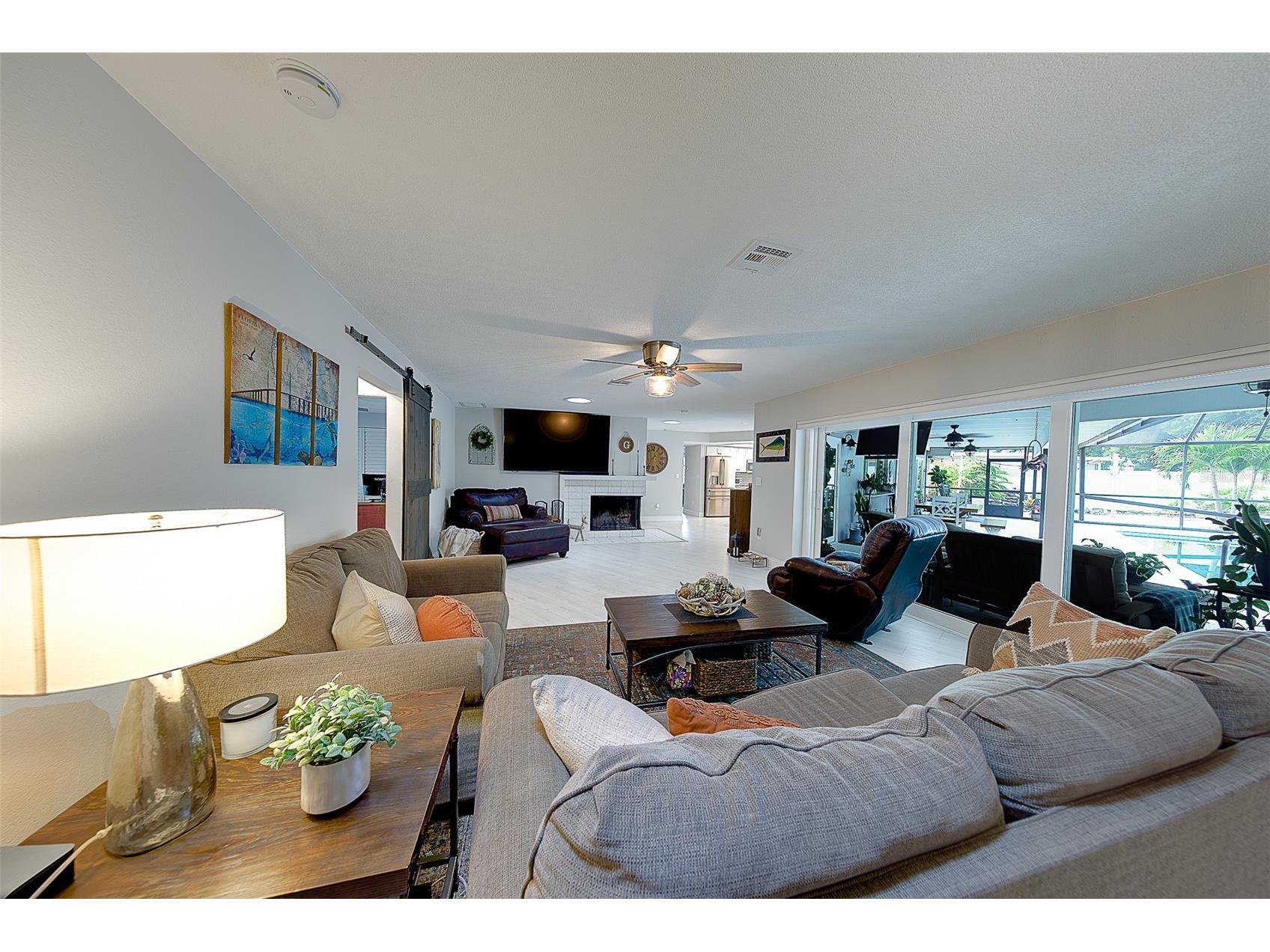13650 96th Terrace Seminole FL 33776 TB8525140 image25