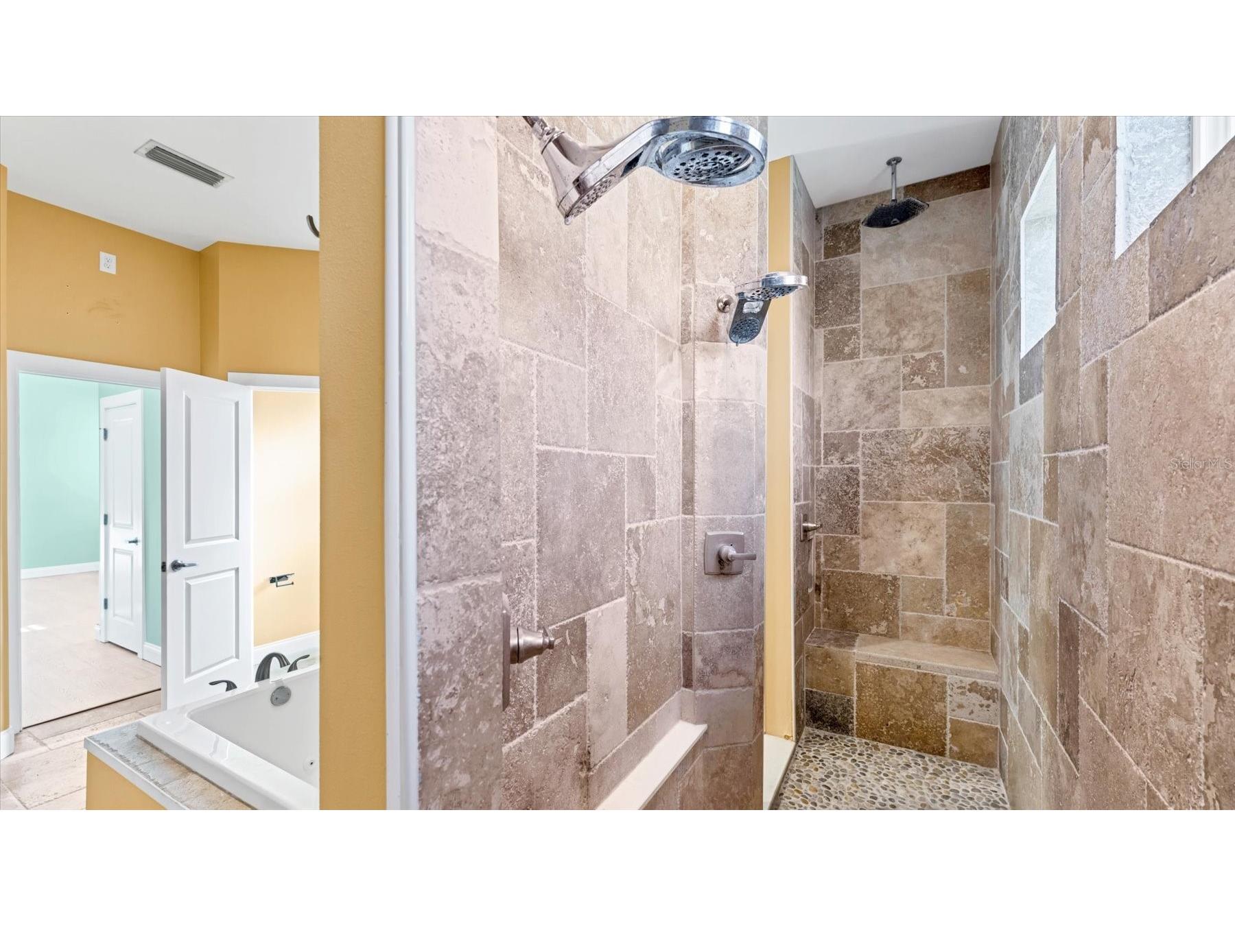 13653 Heritage Way Sarasota FL 34240 A4680573 image22