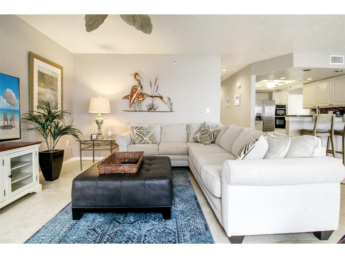 1366 Siesta Bayside Drive #1366-F Sarasota FL 34242 A4598685 image21