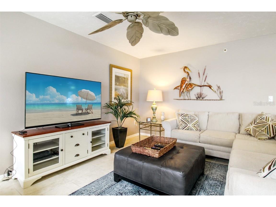 1366 Siesta Bayside Drive #1366-F Sarasota FL 34242 A4598685 image22