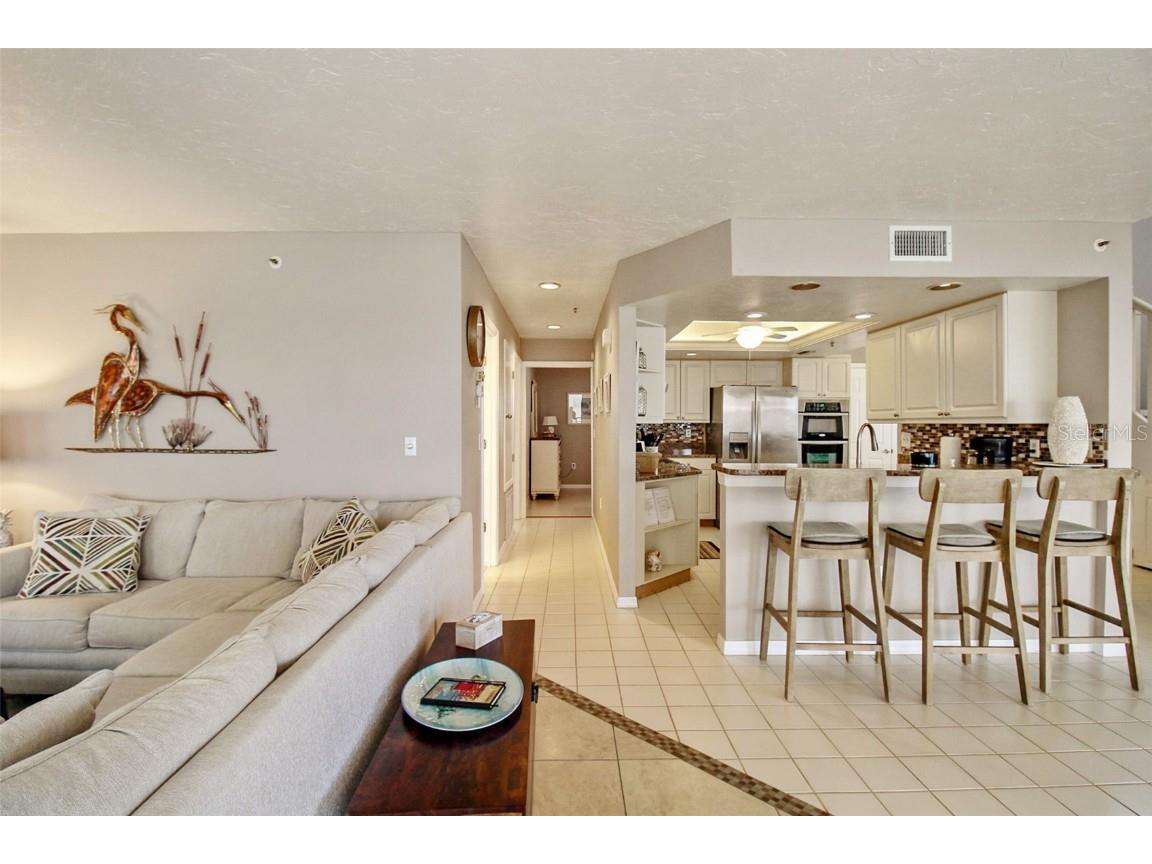 1366 Siesta Bayside Drive #1366-F Sarasota FL 34242 A4598685 image24