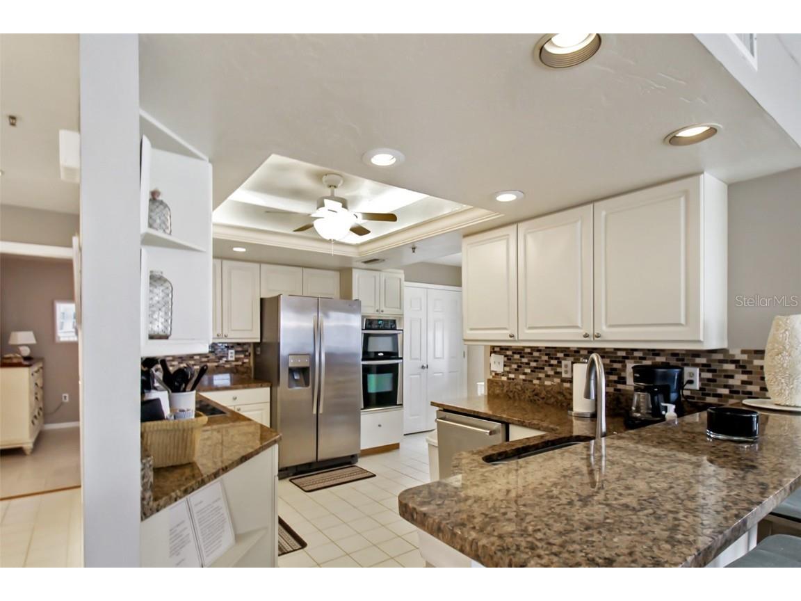 1366 Siesta Bayside Drive #1366-F Sarasota FL 34242 A4598685 image35
