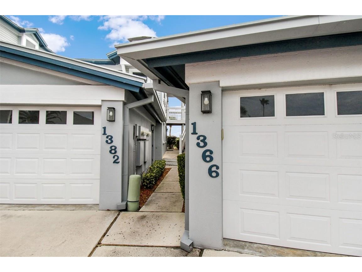 1366 Siesta Bayside Drive #1366-F Sarasota FL 34242 A4598685 image4