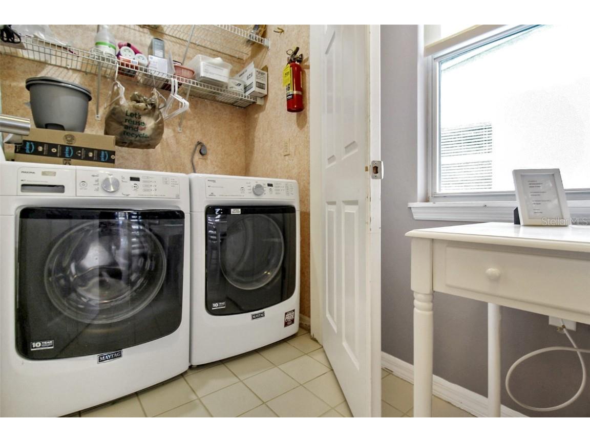 1366 Siesta Bayside Drive #1366-F Sarasota FL 34242 A4598685 image40