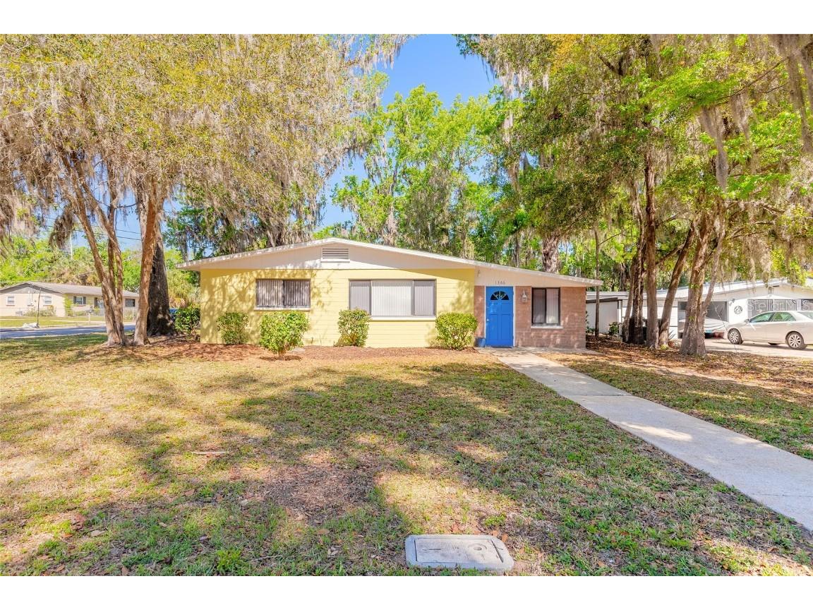 1366 Sterling Place Daytona Beach FL 32114 V4941575 image1