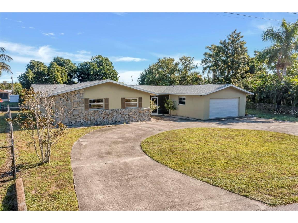 1366 Sunrise Drive North Fort Myers FL 33917 C7517811 image2