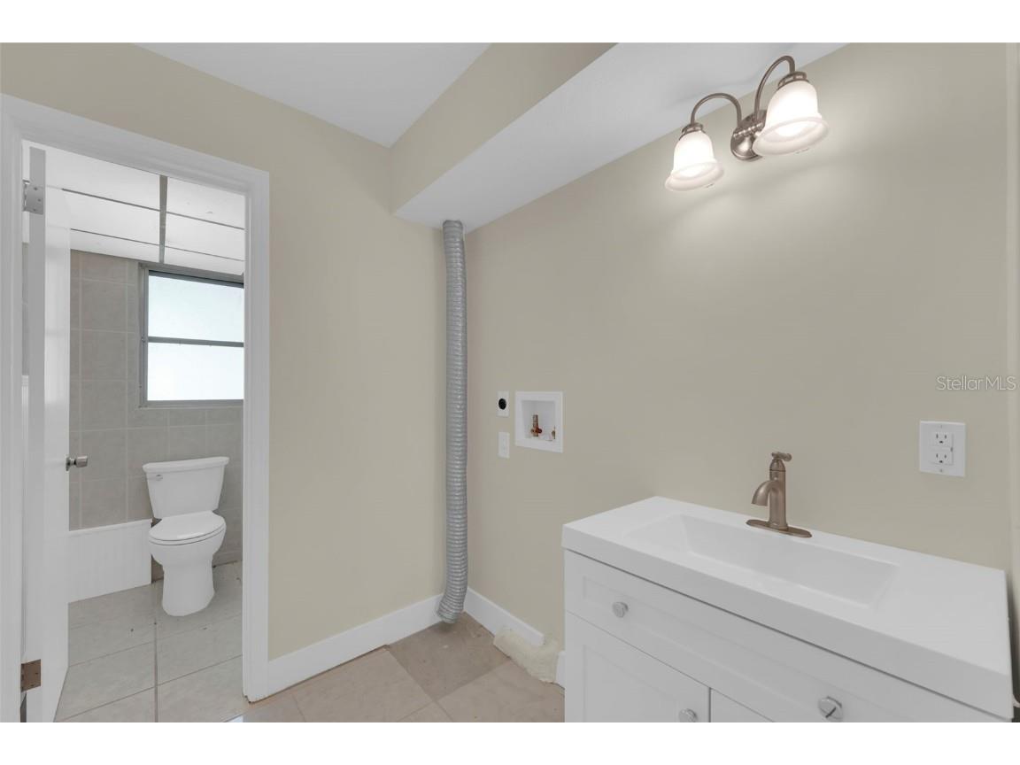 1366 Sunrise Drive North Fort Myers FL 33917 C7517811 image26