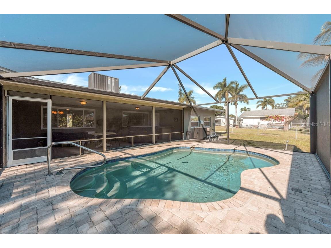 1366 Sunrise Drive North Fort Myers FL 33917 C7517811 image38