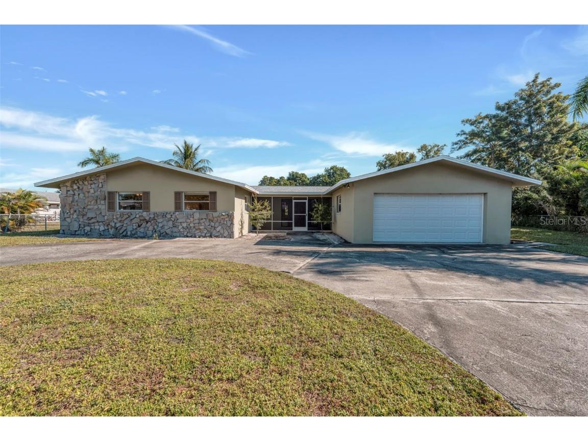 1366 Sunrise Drive North Fort Myers FL 33917 C7517811 image41