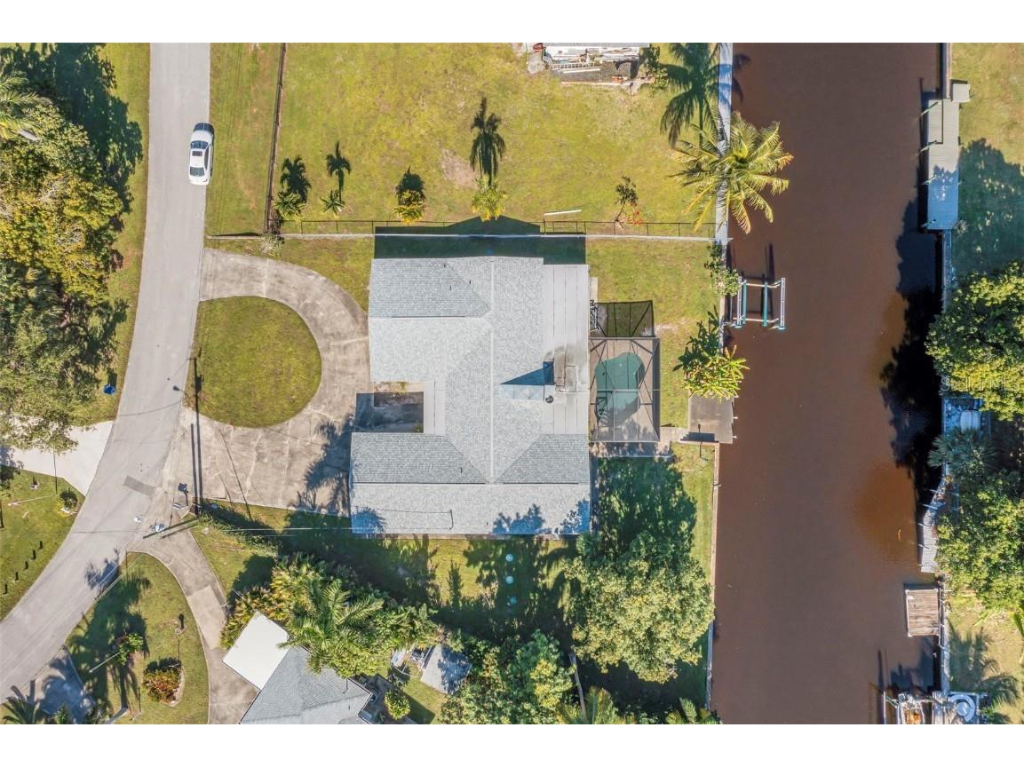 1366 Sunrise Drive North Fort Myers FL 33917 C7517811 image48