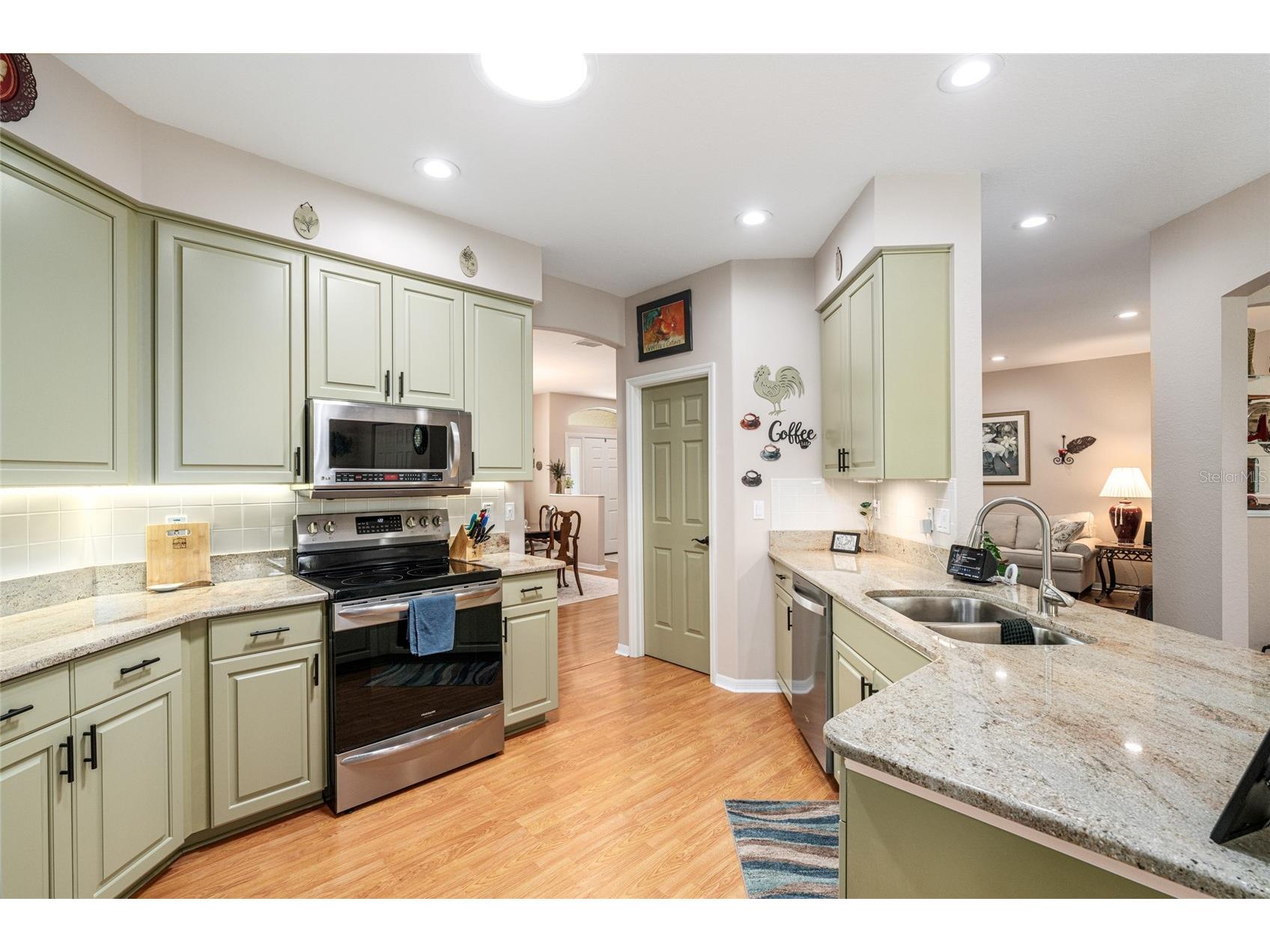 13660 SE 90th Terrace Summerfield FL 34491 OM708969 image24