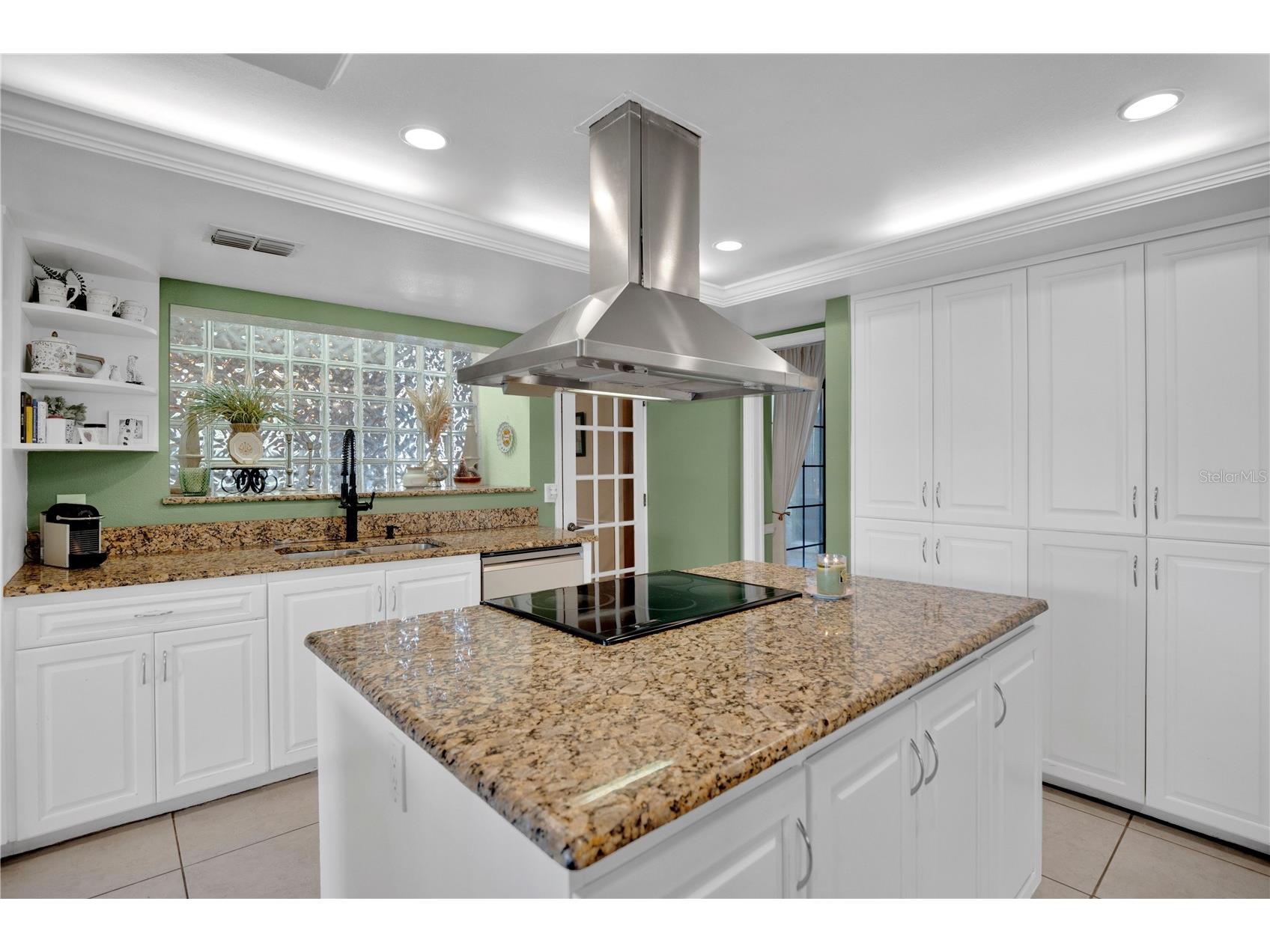 1367 Campbell Street Orlando FL 32806 O6410872 image17