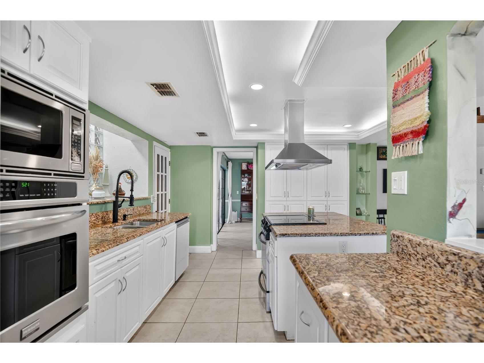 1367 Campbell Street Orlando FL 32806 O6410872 image18