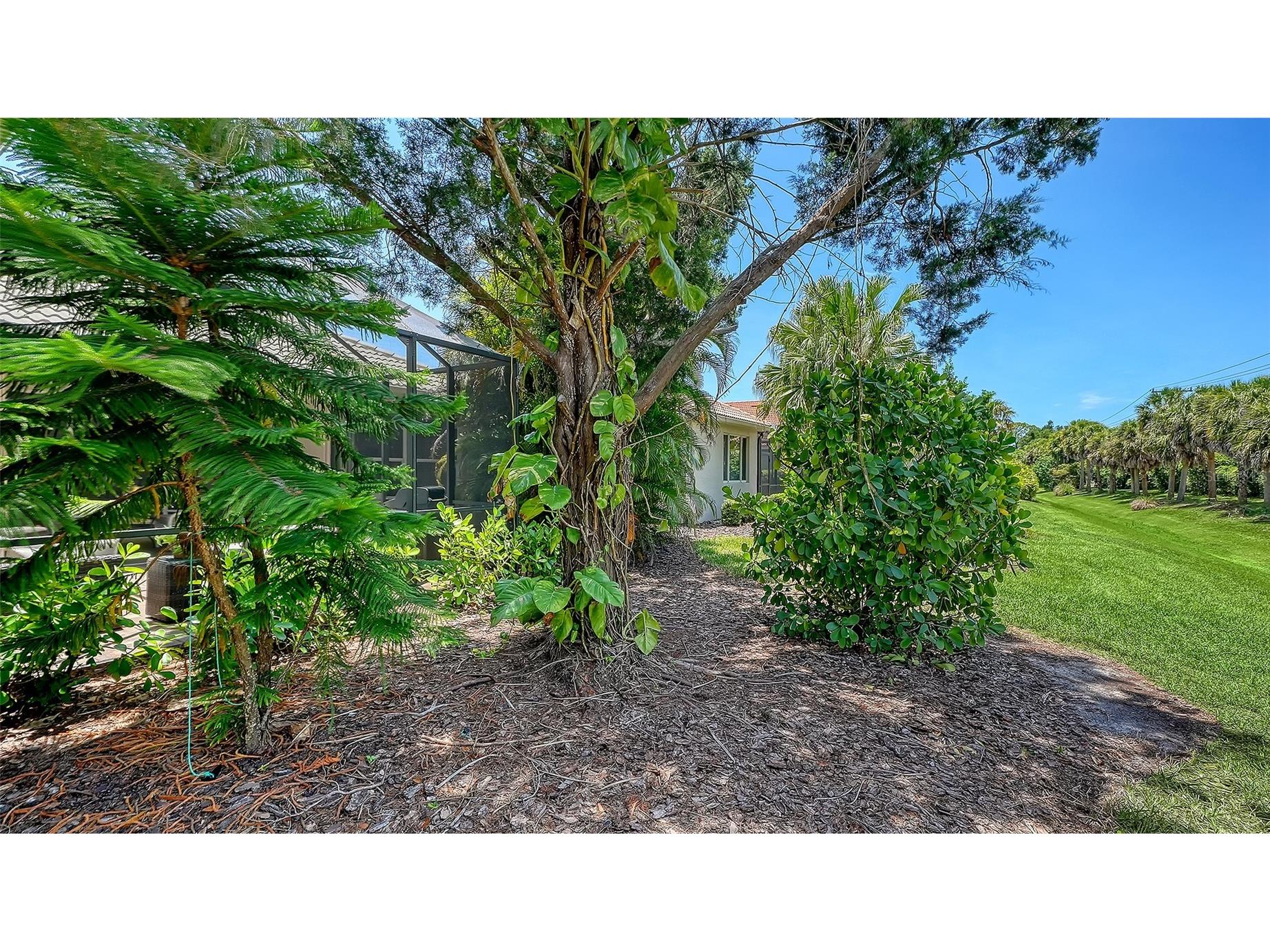 1367 Thornapple Drive Osprey FL 34229 A4695210 image44
