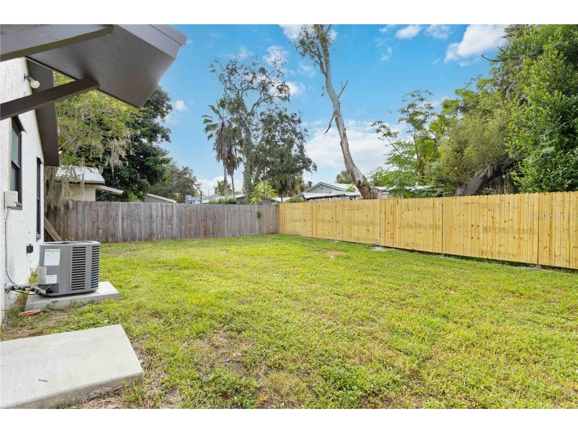 1368 21st Street Sarasota FL 34234 A4666082 image30